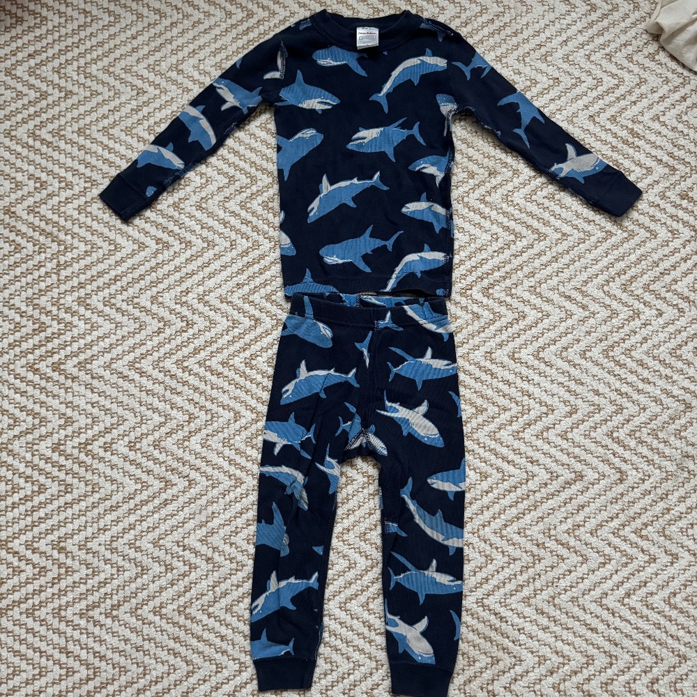 Childrens Hanna Andersson shark pajama set, size 3T.100% Organic cotton